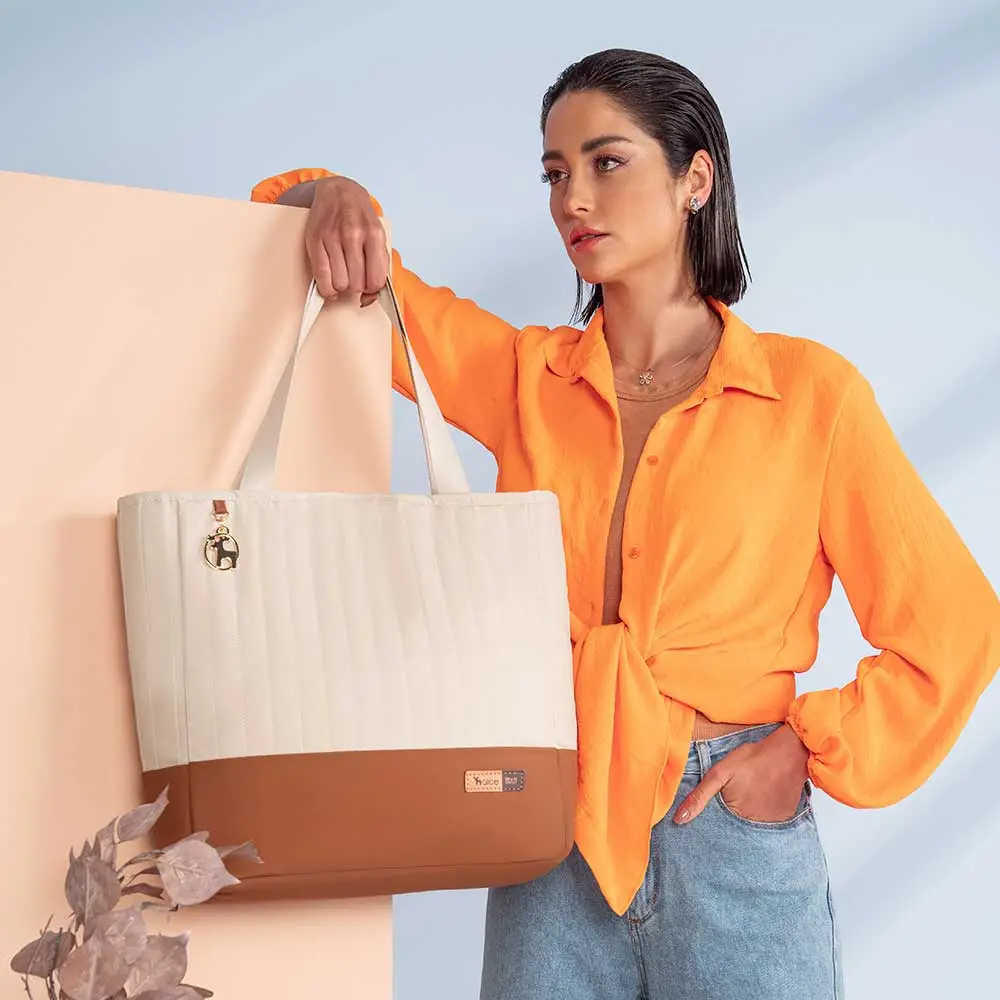 Kit Bolsa Mala e Mochila Maternidade Coleção Cores - Creme e Caramelo - Miniatura 19