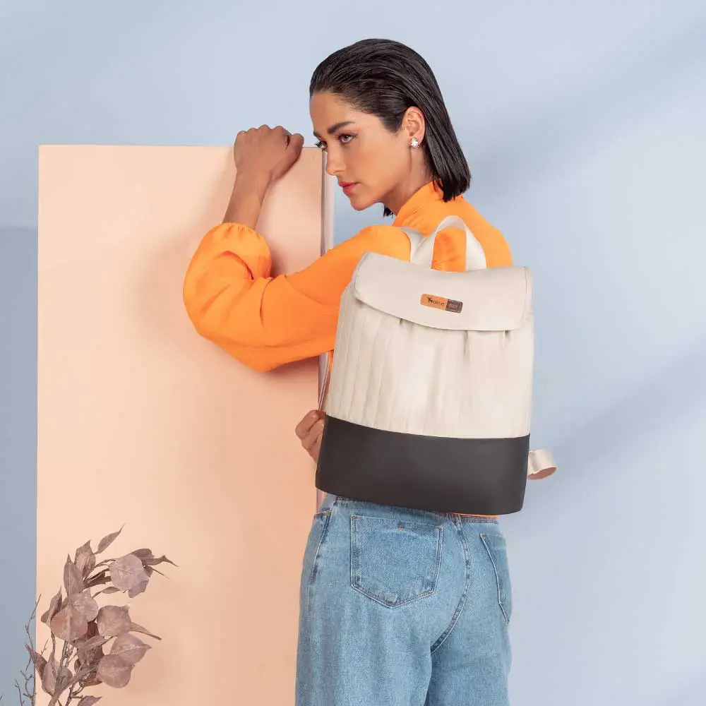 Kit Bolsa Mala e Mochila Maternidade Coleção Cores - Creme e Preto - Miniatura 17