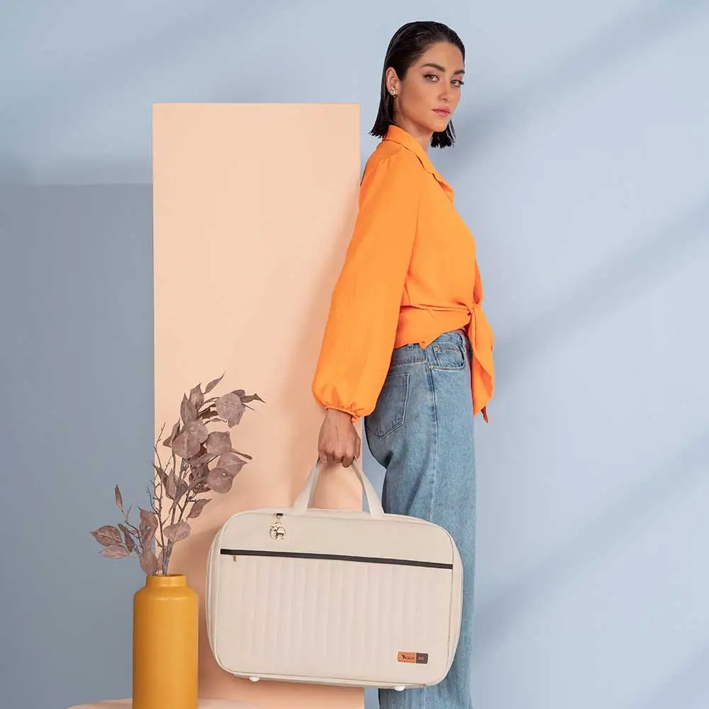 Kit Bolsa Mala e Mochila Maternidade Coleção Cores - Creme e Preto - Miniatura 19